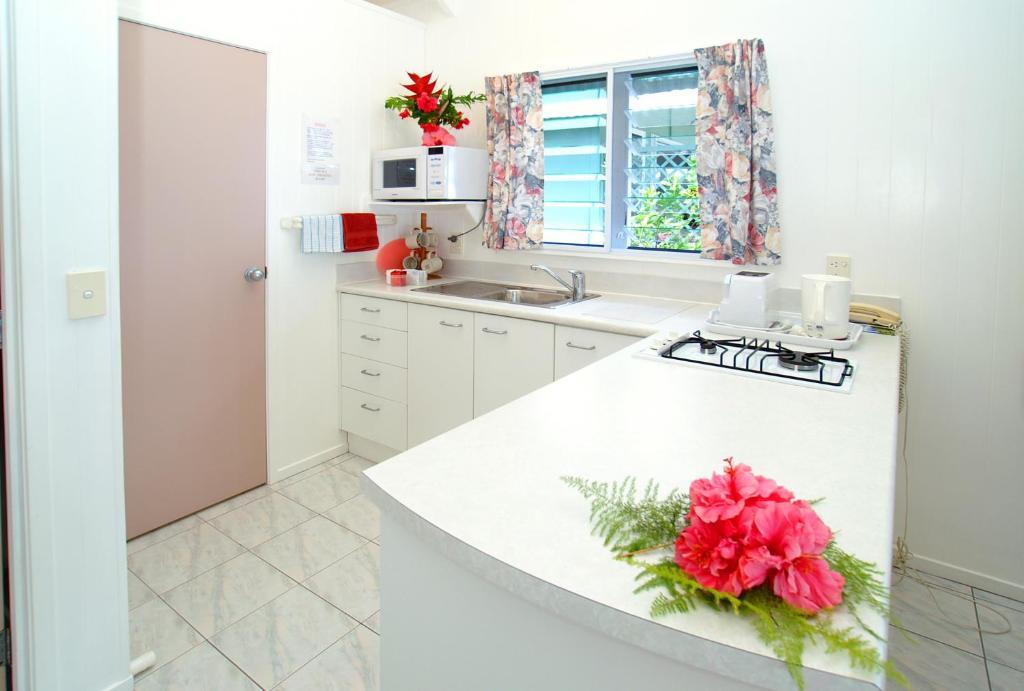 Sunhaven Beach Bungalows (Adults Only) Rarotonga Exterior foto